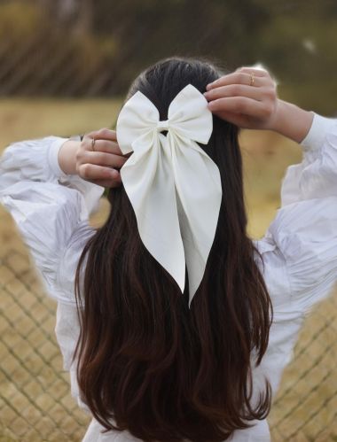 Plain Imitation Hair Bows, Color : White Standard