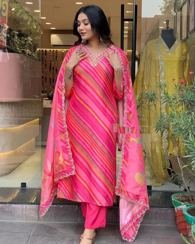 Ladies Rani Pink Printed Cotton Suit Set