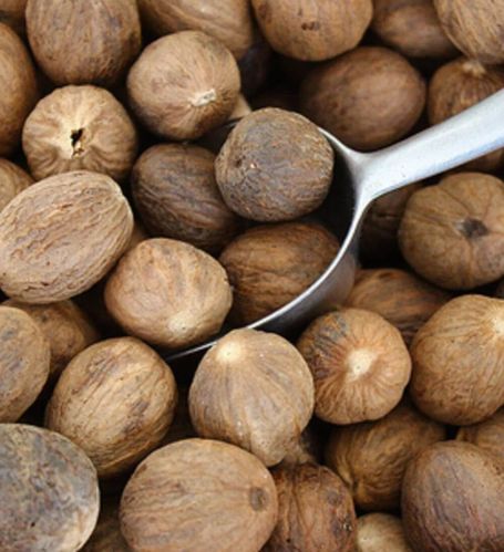 Organic Whole Nutmeg, Color : Brown, Packaging Size : 25-50kg