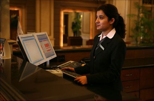 Receptionist Service