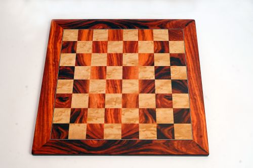 Checked Wooden CHS-021 Rosewood & Maple Chess Board