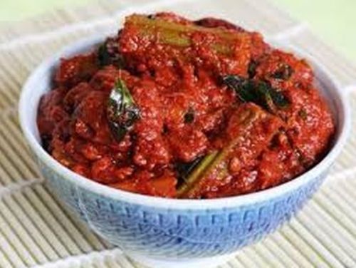 Drumstick Pickle, Packaging Type : Glass Bottle, Taste : Saur