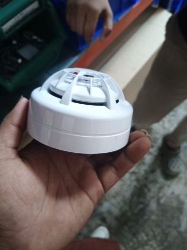Automatic Plastic Apollo Smoke Detector, Power Source : Electric