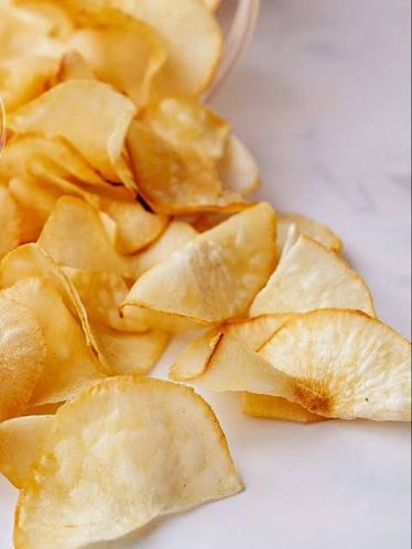 Tapioca Chips, Packaging Type : Brownish, Packaging Size : 5-50kg