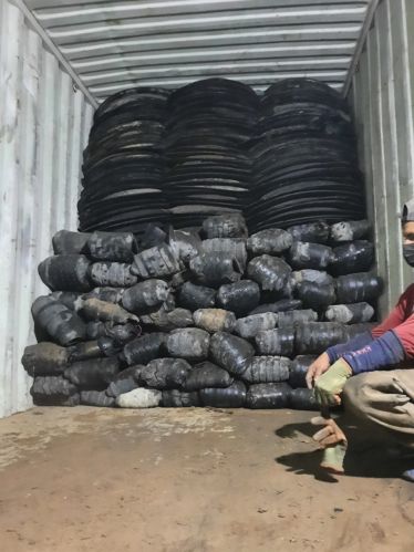 Nylon Tire TBR Tyre Scrap, Shape : Chocolate, bale for Recycle