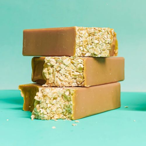 Golden Oats Harvest Soap Bar 140gm, Form : Solid