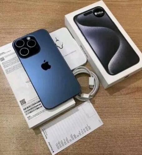 Apple iPhone 15 - 128GB - Black (Unlocked)