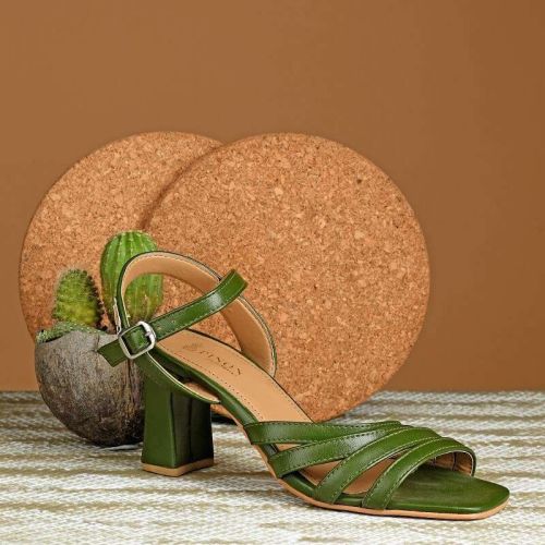 Pinon Plain Women Green Block Heels Buckle Sandal Modern