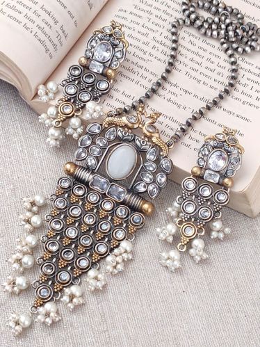 Polished German Silver White Stone Necklace Set