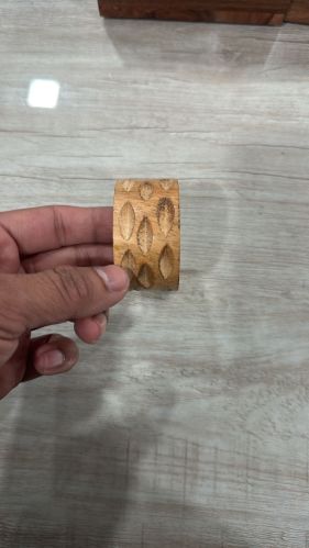 Wooden Napkin Ring, Color : Brown