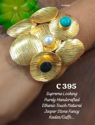 Indiacz Polished Brass Handmade Kada Colll 8X8 Feet