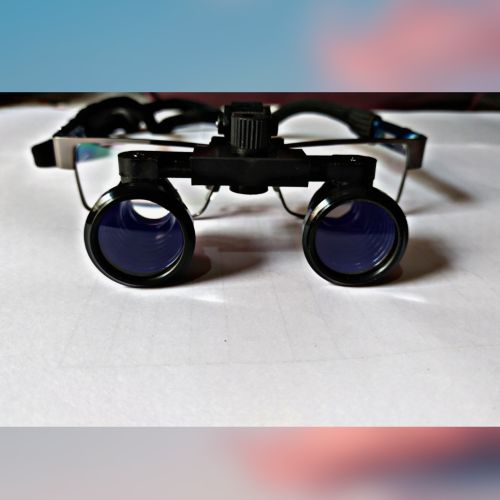 Metal Surgical Loupe, Brand Name : Loupehub, Zoom Capacity : 2.5x