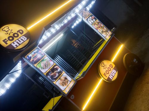 Omcart Iron Food Cart, Load Capacity : 200 Kg