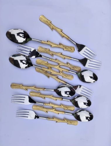 Fancy Gold Plated Spoon Set – Luxury Dining Cutlery for Elegant Tables