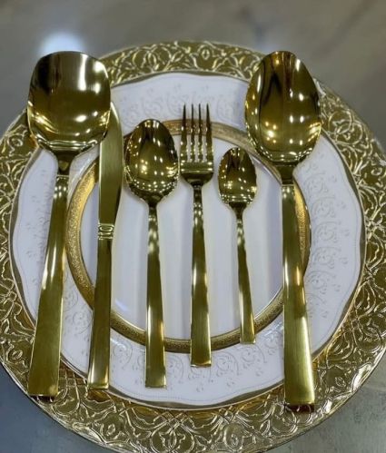Opulent Gold Plated Dining Spoon Set – Luxury Tableware Collection