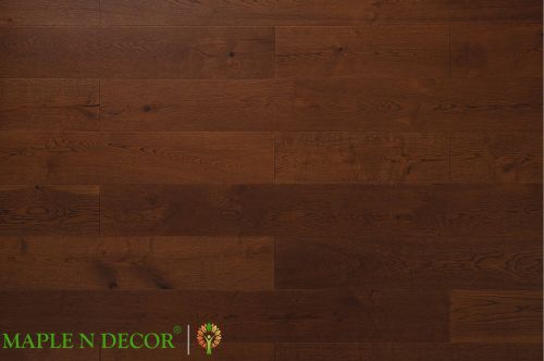 Plain Polished Tobacco Oak Engineered Wood Floors, Color : Brown