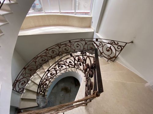 Polished MS Stairs Railing, Packaging Type : Black for Staircase Use