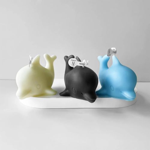 Glossy Soya Wax Dolphin Scented Candle, Color : Multicolor
