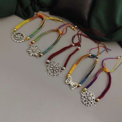 Glamaya Bohemian Style Oxidised Women Bracelet Set