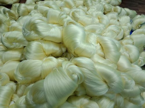 Plain Mulberry Raw Silk Yarn, Packaging Type : Corrugated Box