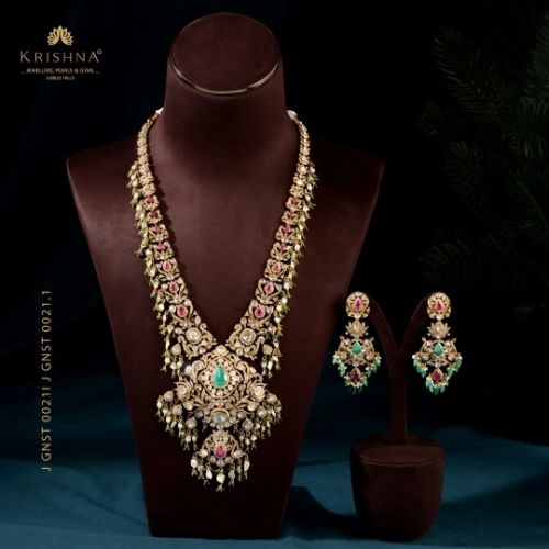 Gold Grandeur Polki Womens Chandbali Necklace Set