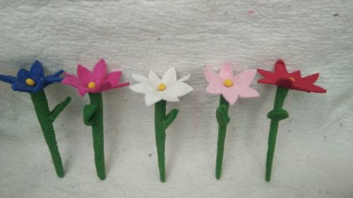 Plain Woolen Felt Flower
