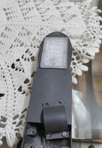 Metal Gnerzia 15W Solar Street Light, Lighting Color : WHITE