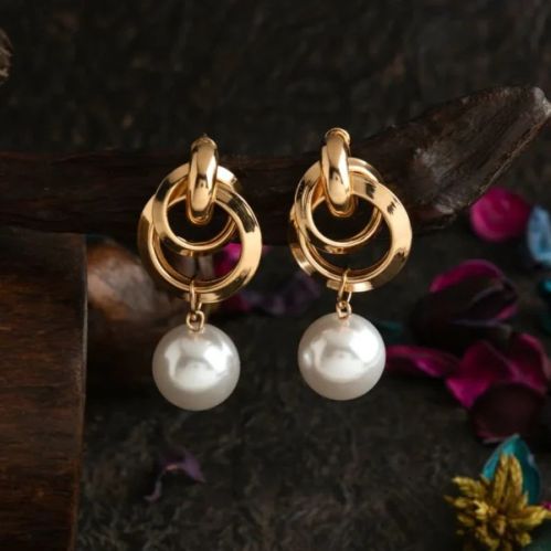 Gold Plated Round Shaped Dangling Pearl Women Drop Earring