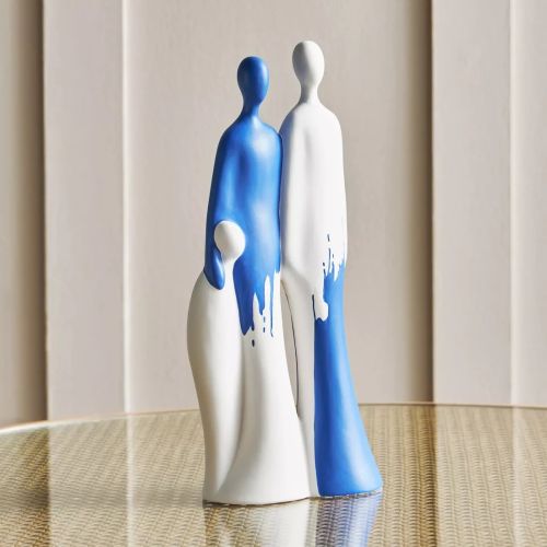 Polyresin Family Figurine Sculptures For Decor, Length : 14.5 Cm