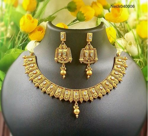 Polished Brass Traditional Ladies Artificial Necklace Set Antique