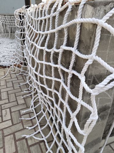 Nylon Commando Rope Net , Color : White