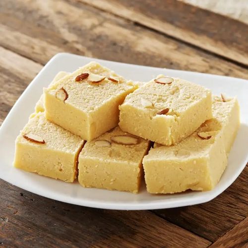 Badam Barfi (American), Packaging Type : Typical Box Or Tray