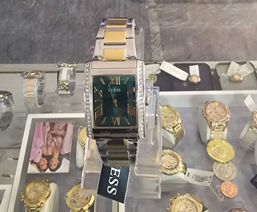 Guess Analog Square Dial Ladies Watch, Packaging Type : Velvet Box