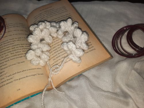 Crochet Forever Gajra, Brand Name : mother's made