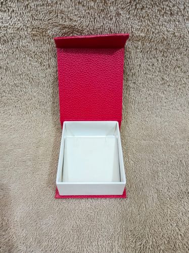 Plain Polished Tops Box, Shape : Rectangular
