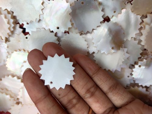 1 Inch Zigzag Shape Mother of Pearl Shells