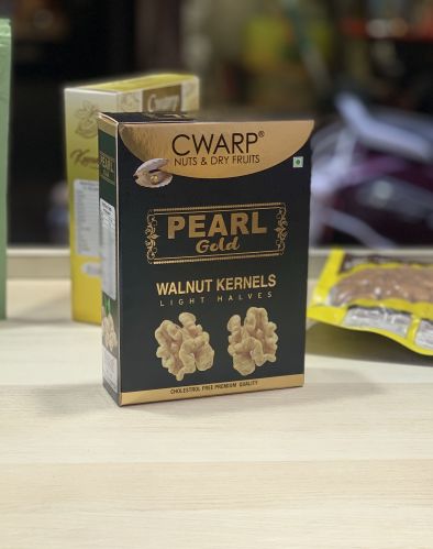 Chile walnut kernels, Form : Dried, Packaging Type : Golden Yellow