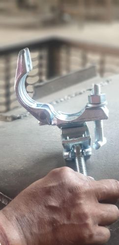 Galvanized Mild Steel Forged Swivel Coupler, Color : Silver