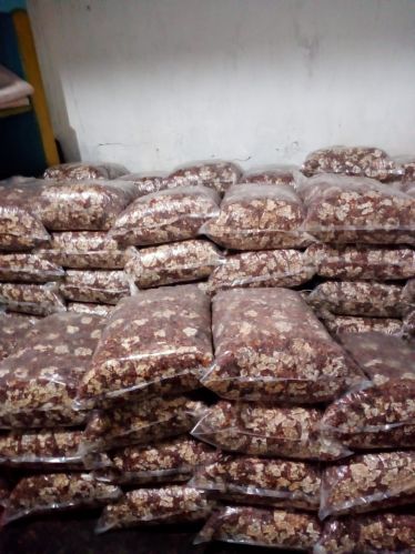 Organic Seedless Tamarind, Color : Red, Form : Whole