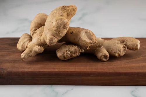 Organic Fresh Ginger, Color : Brown, Packaging Type : Net Bag