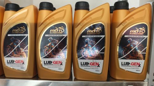 LUB GENX 20W40 Bike Engine Oil 900 ML, Form : Liquid