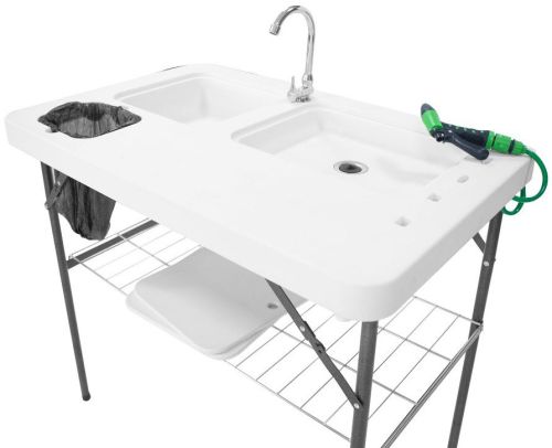 ..... Folding Tables