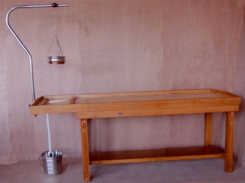 Wooden panchakarma massage shirodhara table, Brand Name : VRM-022248