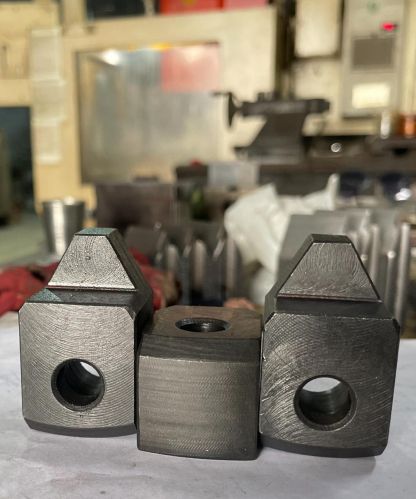 Mild Steel Pub CNC Chuck Jaws, Packaging Type : Box