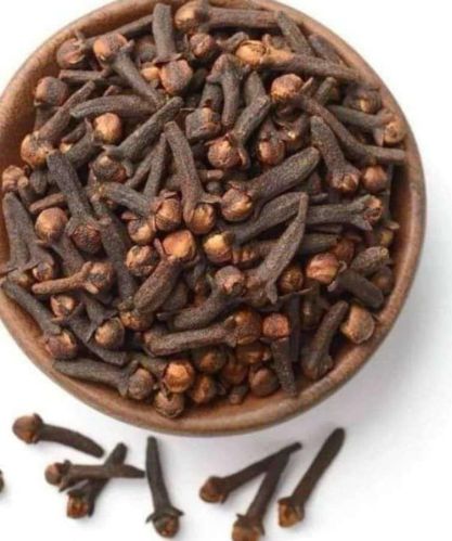 Hard Dry Cloves, Packaging Type : Sealed Packet, Form : Whole