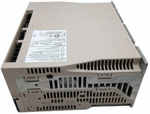 Yaskawa SGDR-SDA140A01B Servo Drive, Three Phase