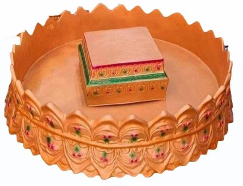 4x4 Feet Light Brown Fiber Mehendi Urli