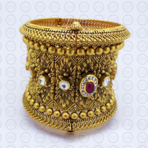 Polished AB06 Gold Bangles, Color : Golden Party Wear