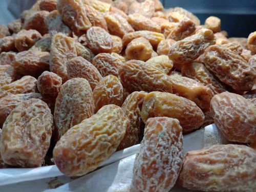 Dry Dates, Color : Brown, Packaging Type : Plastic Packet