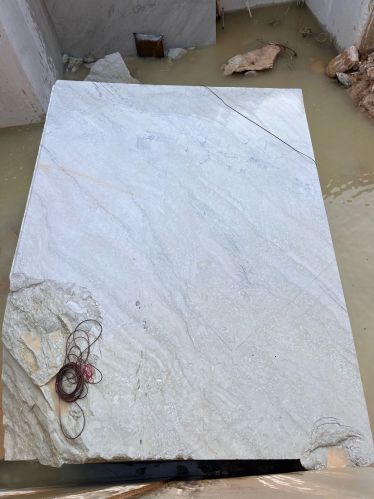 White Makrana Marble, Thickness : 16 Mm for Flooring Or Wall Cladding